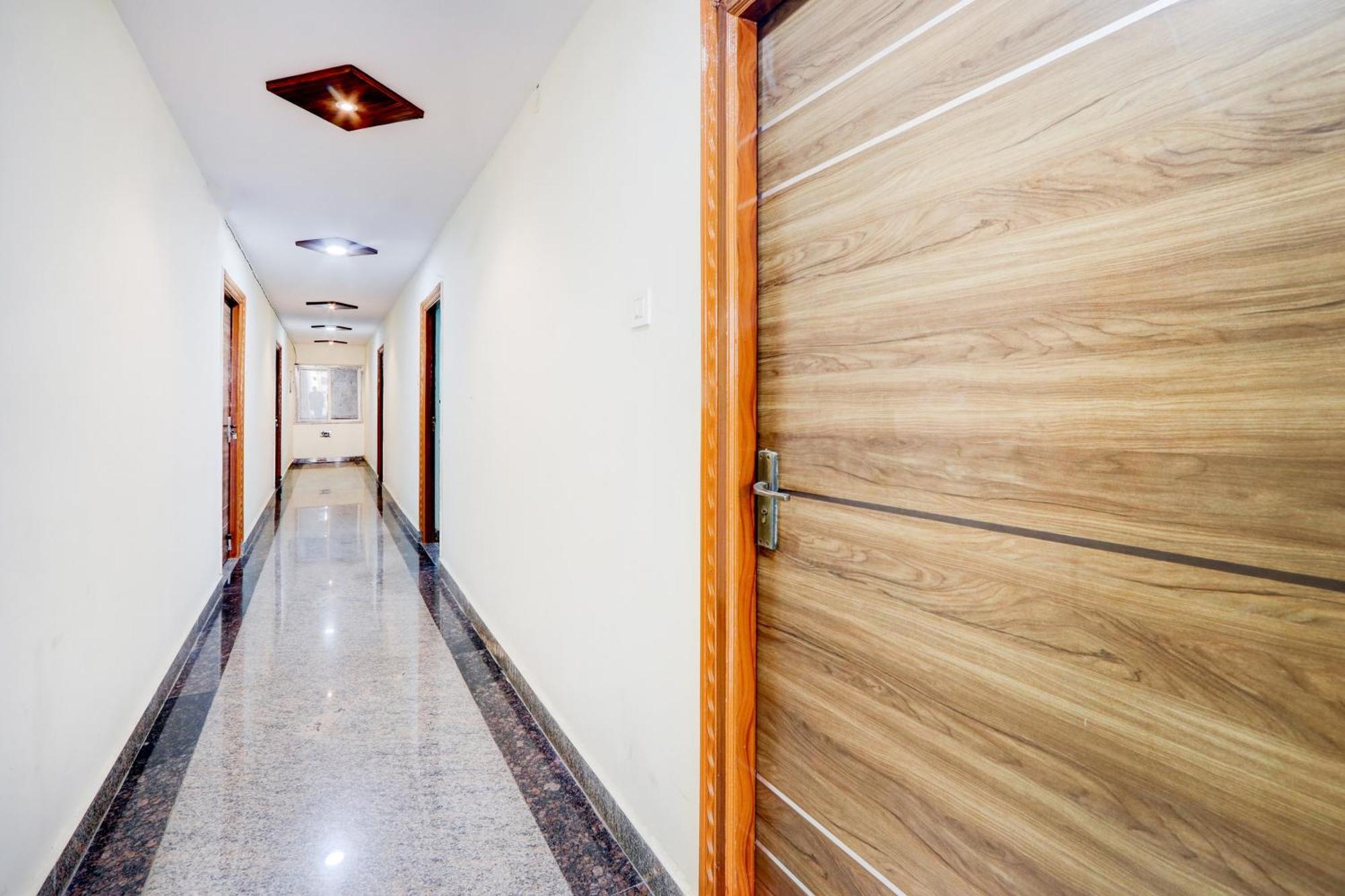 Hotel O Anoos Minarva Hyderabad Exterior photo